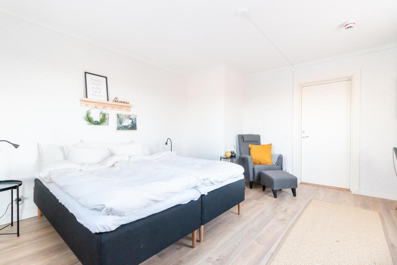Segerstadsby Gardshotell Ab Vålberg Buitenkant foto